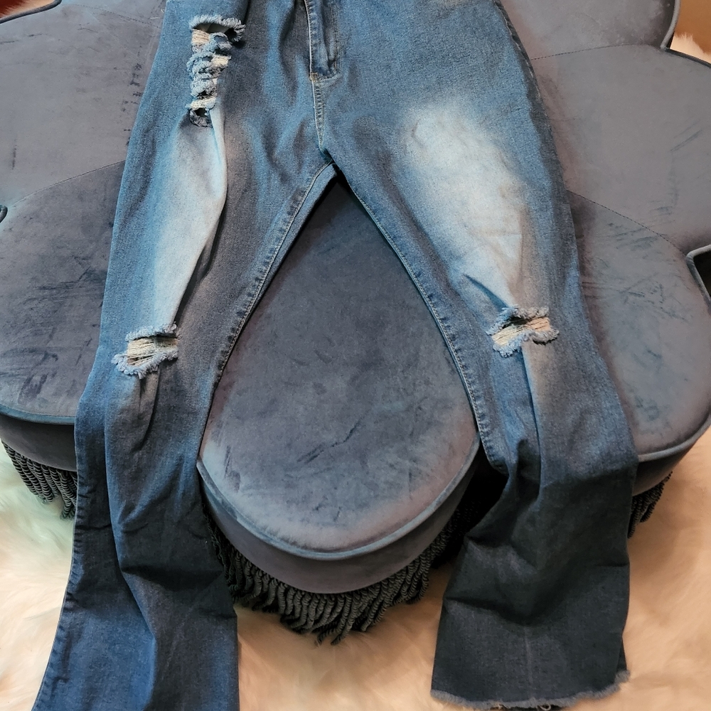 Jeans - Picture 2 of 6